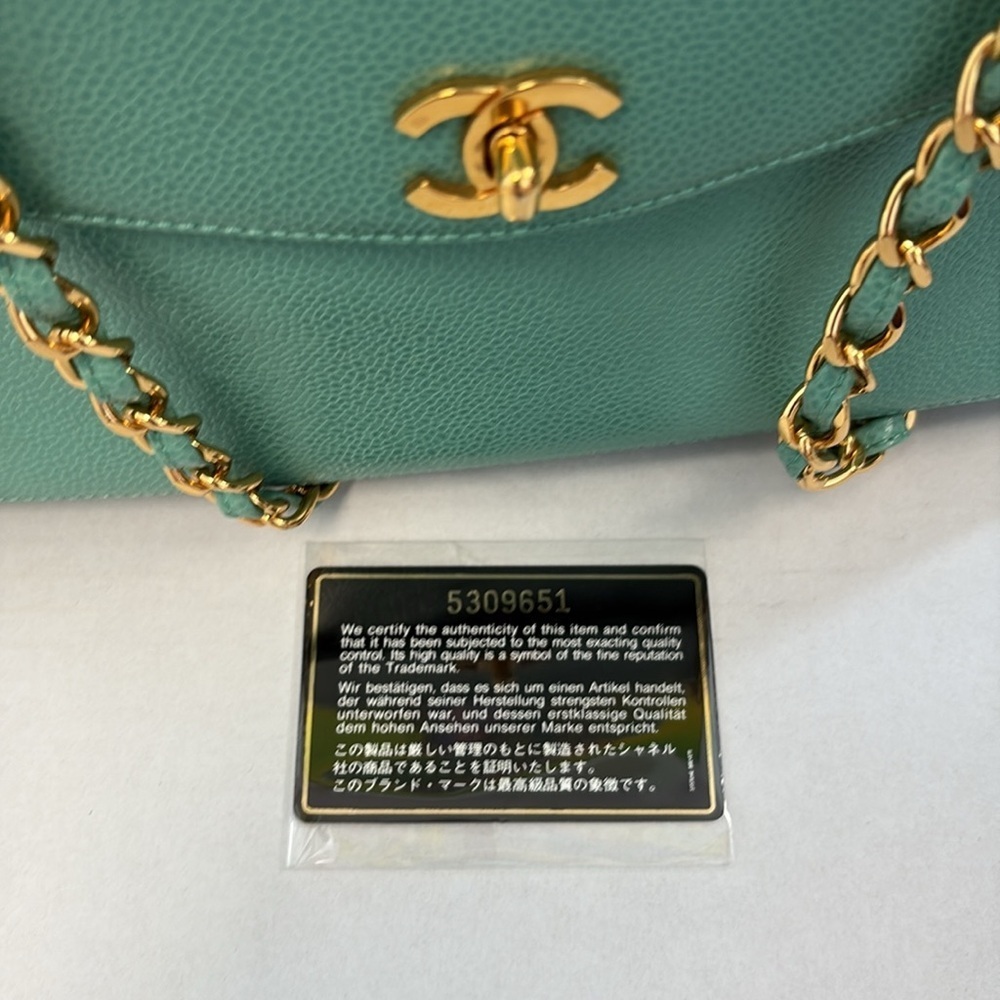 Chanel Vintage Emerald Green Gold Chain Shoulder Bag with CC Logo - Picture 8 of 10